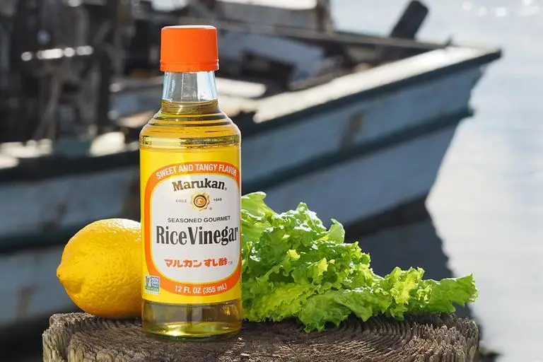 Product-photos-Marukan-Rice-Vinegar-swet-and-spicey